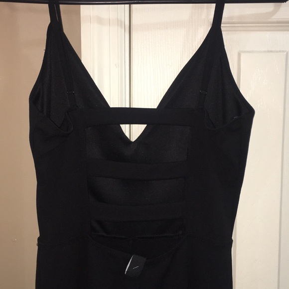 NWTSuper cute Windsor romper (pants) - Picture 4 of 9